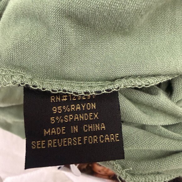 IMAN Global Chic Flutter Sleeve Top | Sage Mint Green | Size S | NWT - Picture 7 of 8